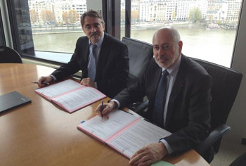 A gauche, Yves Struillou (DGT), A droite Jacques Repussard (IRSN)