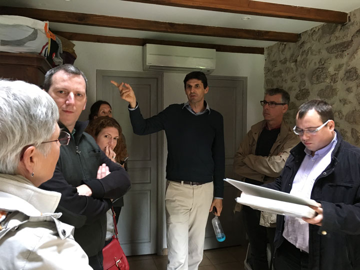 ​Echanges entre les différents acteurs au domicile d’un particulier