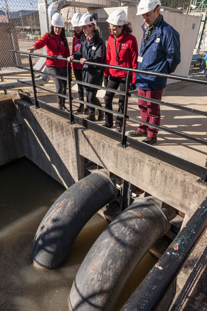 Drome flottante pour arrêter les gros colmatants charriés par le Rhône