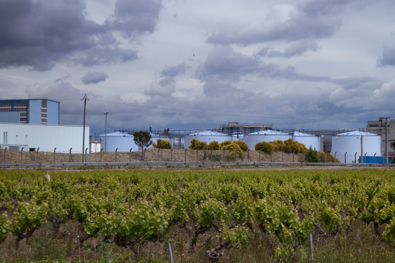 3 réacteurs de la filière UNGG et 2 installations de retraitement de combustibles usés sont en démantèlement au CEA Marcoule