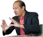 Hormoz Modaressi, ing&eacute;nieur au sein du Bureau de recherches g&eacute;ologiques et mini&egrave;res (BRGM).&copy;GaelKerbaol/IRSN