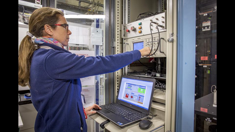 Iris (installation de radiographie d'imagerie et de spectrométrie (c) Jean-Marie Huron / Médiathèque IRSN