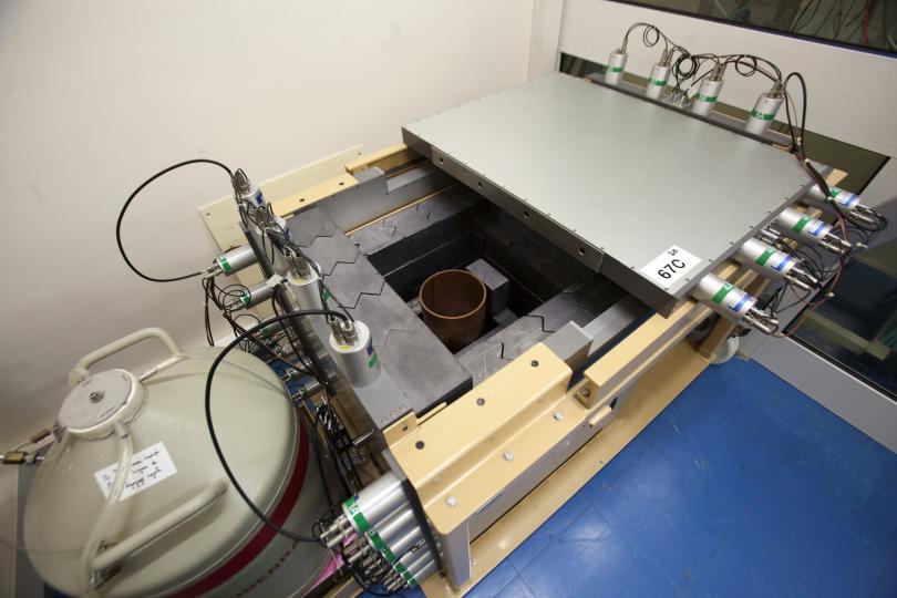 Détecteur au germanium protégé de la radioactivité tellurique © Francesco Acerbis/IRSN 