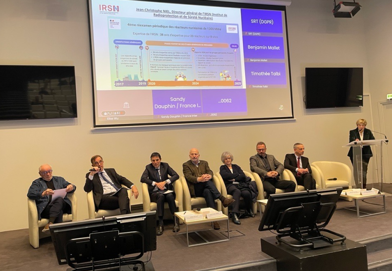 Conférence de presse de lancement de la concertation publique sur la poursuite de l'exploitation des réacteurs nucléaires de 1300 MWe