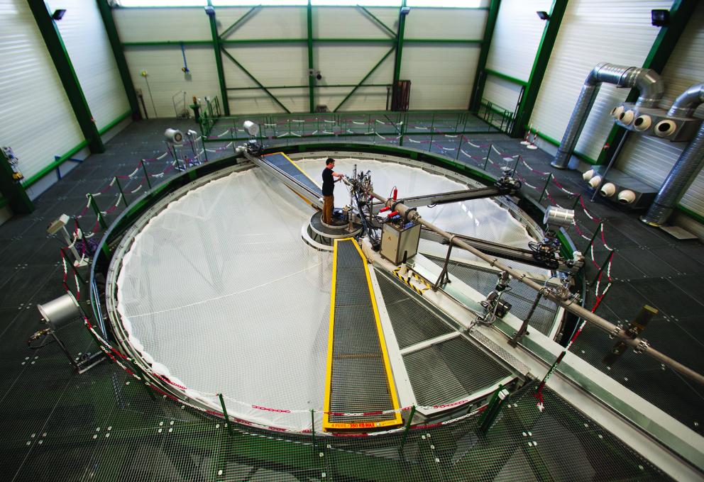 ​Vue d'ensemble du hall d'irradiation de l'installation Amande @ Francesco Acerbis / Médiathèque IRSN